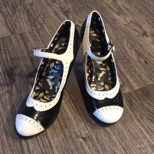 Bettie Page Vintage Black and White Heels